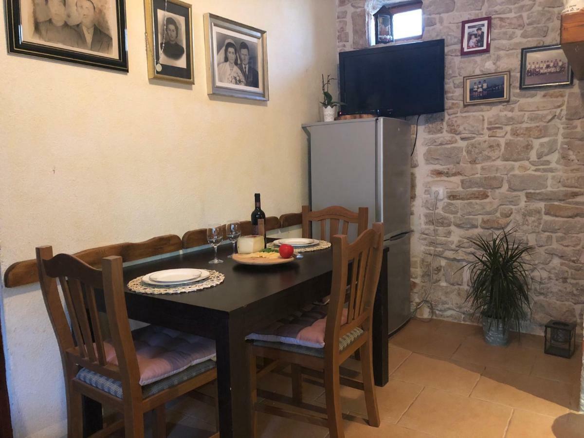 Apartamento Teta Jana Smoljanci Exterior foto